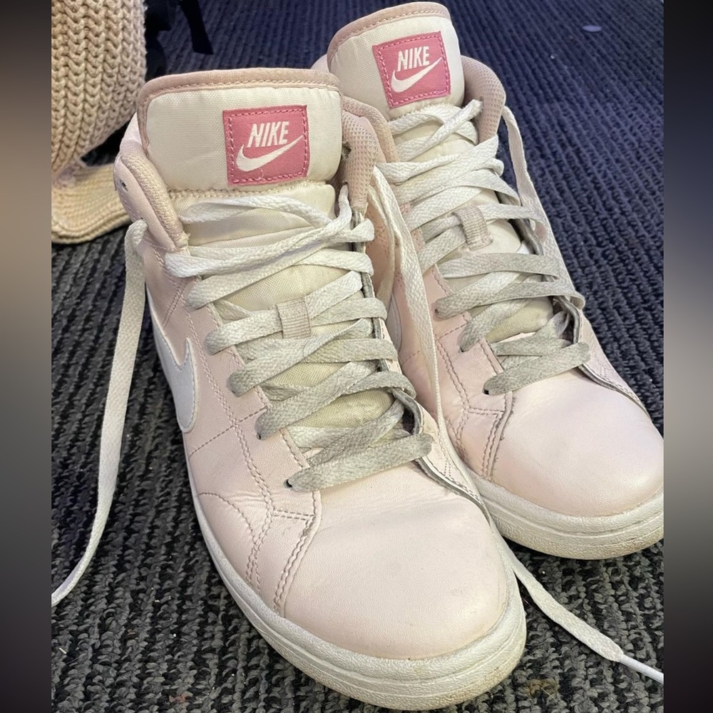 Pink Nikes - Picture 2 of 3